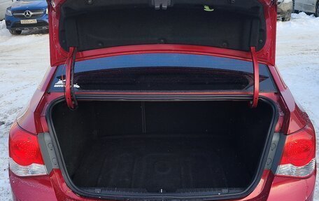 Chevrolet Cruze II, 2010 год, 725 000 рублей, 9 фотография