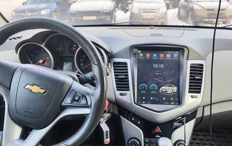 Chevrolet Cruze II, 2010 год, 725 000 рублей, 24 фотография