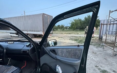 Chevrolet Niva I рестайлинг, 2004 год, 400 000 рублей, 6 фотография