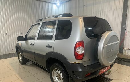 Chevrolet Niva I рестайлинг, 2010 год, 455 000 рублей, 4 фотография