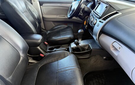 Mitsubishi Pajero Sport II рестайлинг, 2013 год, 1 720 000 рублей, 15 фотография