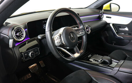 Mercedes-Benz CLA, 2019 год, 3 147 000 рублей, 9 фотография