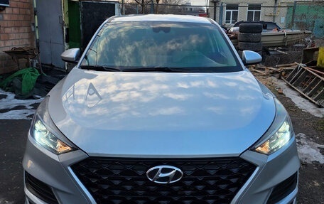 Hyundai Tucson III, 2018 год, 2 300 000 рублей, 1 фотография