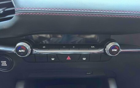 Mazda 3, 2022 год, 1 913 000 рублей, 19 фотография