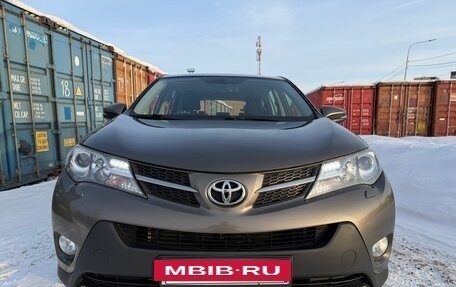 Toyota RAV4, 2012 год, 1 699 000 рублей, 6 фотография