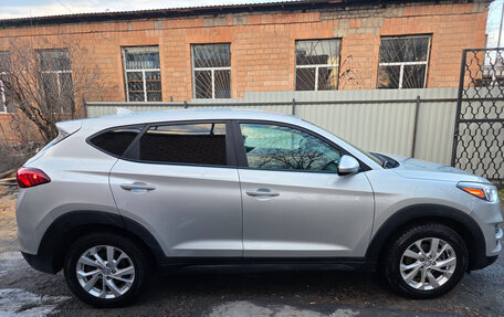 Hyundai Tucson III, 2018 год, 2 300 000 рублей, 3 фотография