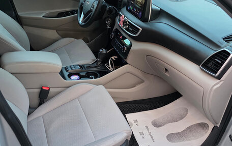 Hyundai Tucson III, 2018 год, 2 300 000 рублей, 8 фотография