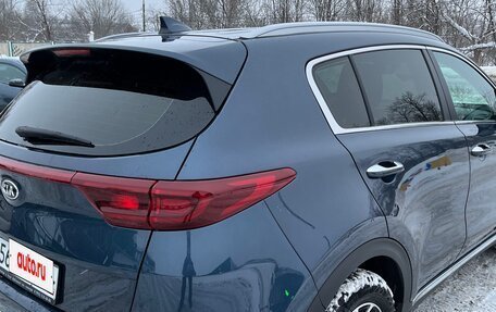 KIA Sportage IV рестайлинг, 2020 год, 2 500 000 рублей, 3 фотография