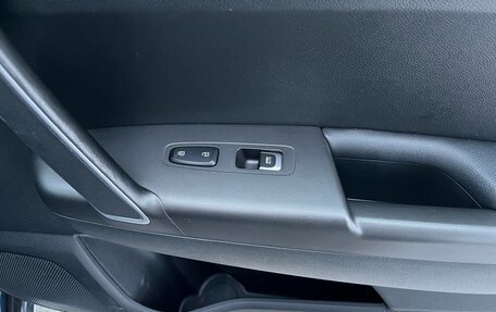 KIA Sportage IV рестайлинг, 2020 год, 2 500 000 рублей, 21 фотография