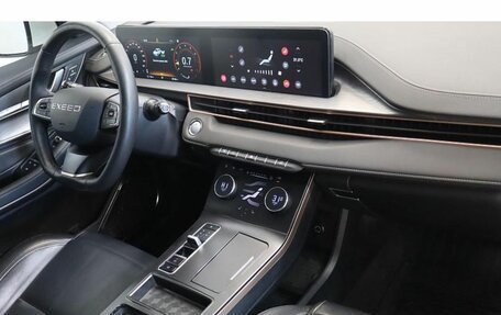 CheryExeed LX, 2023 год, 1 950 000 рублей, 5 фотография