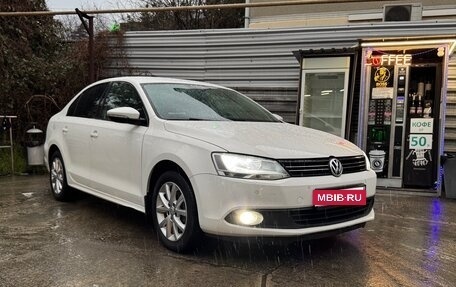 Volkswagen Jetta VI, 2012 год, 1 100 000 рублей, 1 фотография