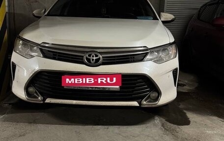 Toyota Camry, 2015 год, 1 600 000 рублей, 2 фотография