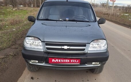 Chevrolet Niva I рестайлинг, 2005 год, 450 000 рублей, 2 фотография