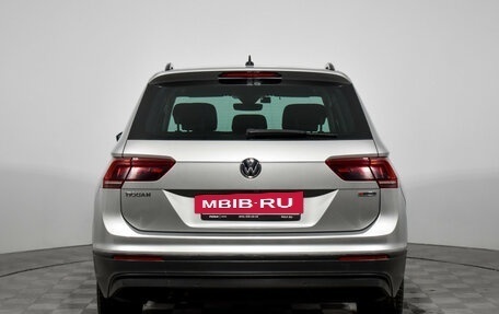 Volkswagen Tiguan II, 2020 год, 2 455 000 рублей, 6 фотография