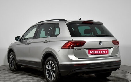 Volkswagen Tiguan II, 2020 год, 2 455 000 рублей, 7 фотография