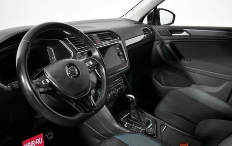 Volkswagen Tiguan II, 2020 год, 2 455 000 рублей, 9 фотография