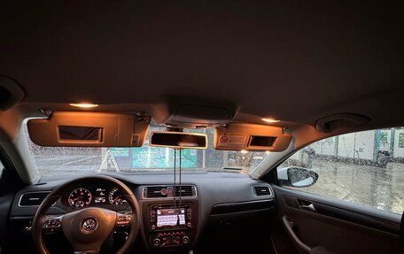 Volkswagen Jetta VI, 2012 год, 1 100 000 рублей, 20 фотография