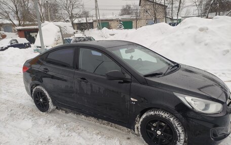 Hyundai Solaris II рестайлинг, 2012 год, 750 000 рублей, 3 фотография