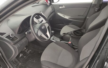 Hyundai Solaris II рестайлинг, 2012 год, 750 000 рублей, 9 фотография