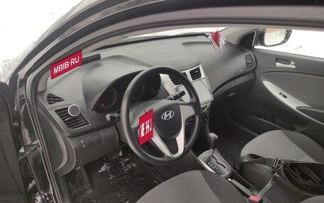 Hyundai Solaris II рестайлинг, 2012 год, 750 000 рублей, 8 фотография