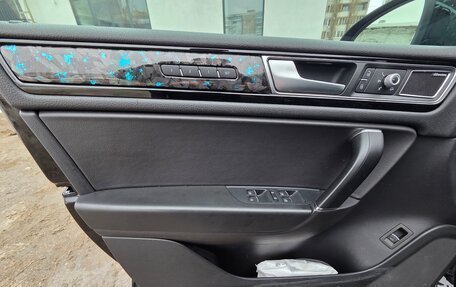 Volkswagen Touareg III, 2016 год, 4 400 000 рублей, 15 фотография