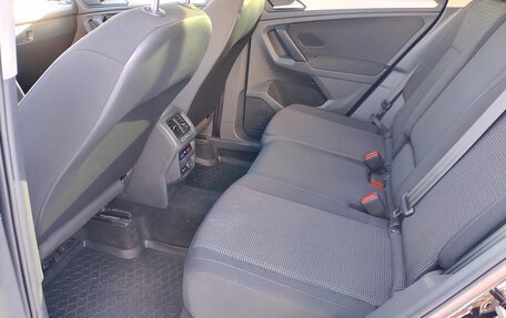 Volkswagen Tiguan II, 2020 год, 2 050 000 рублей, 12 фотография