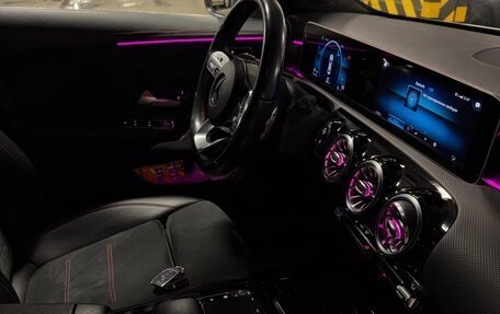 Mercedes-Benz CLA, 2019 год, 2 700 000 рублей, 8 фотография