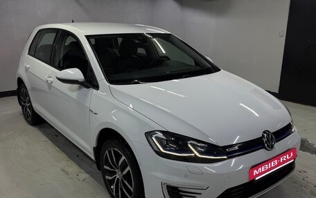 Volkswagen Golf VII, 2019 год, 2 000 000 рублей, 3 фотография