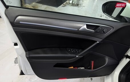 Volkswagen Golf VII, 2019 год, 2 000 000 рублей, 10 фотография