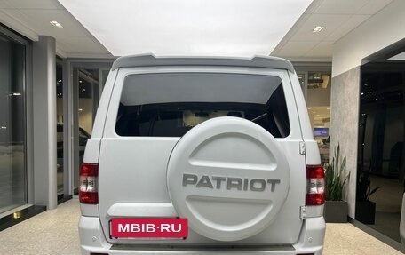 ЛуАЗ Patriot, 2020 год, 1 599 000 рублей, 9 фотография