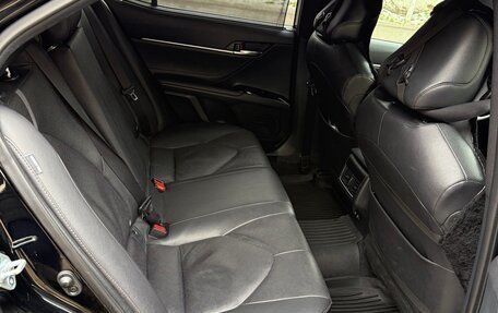 Toyota Camry, 2022 год, 3 300 000 рублей, 7 фотография