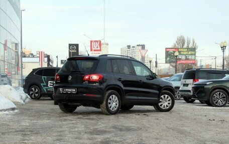 Volkswagen Tiguan I, 2011 год, 1 090 000 рублей, 5 фотография