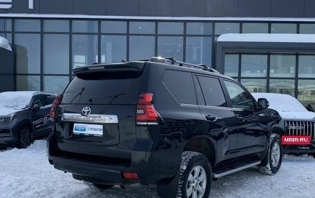 Toyota Land Cruiser Prado 150 рестайлинг 2, 2020 год, 5 899 000 рублей, 8 фотография