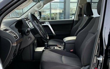 Toyota Land Cruiser Prado 150 рестайлинг 2, 2020 год, 5 899 000 рублей, 13 фотография