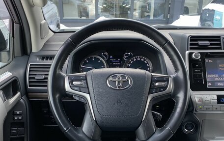 Toyota Land Cruiser Prado 150 рестайлинг 2, 2020 год, 5 899 000 рублей, 19 фотография