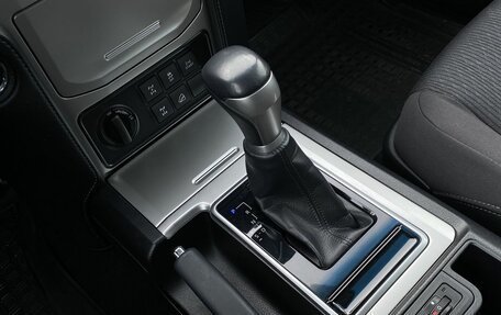 Toyota Land Cruiser Prado 150 рестайлинг 2, 2020 год, 5 899 000 рублей, 23 фотография