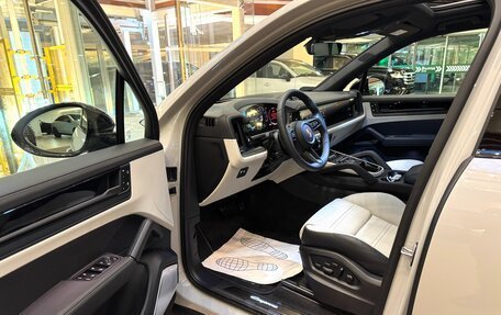 Porsche Cayenne III, 2025 год, 17 490 000 рублей, 13 фотография