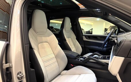 Porsche Cayenne III, 2025 год, 17 490 000 рублей, 16 фотография