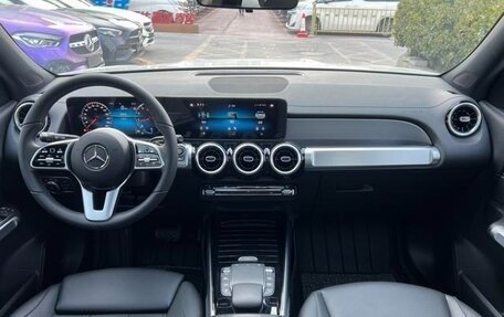 Mercedes-Benz GLB, 2021 год, 2 950 000 рублей, 8 фотография