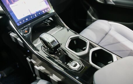 Geely Atlas, 2025 год, 4 081 000 рублей, 13 фотография