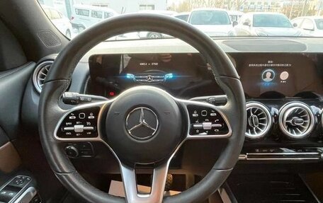 Mercedes-Benz GLB, 2021 год, 2 950 000 рублей, 9 фотография