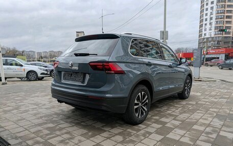 Volkswagen Tiguan II, 2020 год, 2 550 000 рублей, 5 фотография