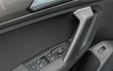 Volkswagen Tiguan II, 2020 год, 2 550 000 рублей, 16 фотография