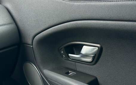 Land Rover Range Rover Evoque I, 2017 год, 2 399 000 рублей, 30 фотография