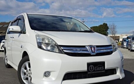 Toyota ISis I, 2013 год, 1 080 000 рублей, 3 фотография