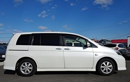 Toyota ISis I, 2013 год, 1 080 000 рублей, 8 фотография