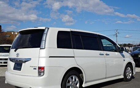 Toyota ISis I, 2013 год, 1 080 000 рублей, 4 фотография