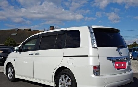 Toyota ISis I, 2013 год, 1 080 000 рублей, 7 фотография