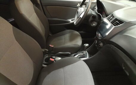 Hyundai Solaris II рестайлинг, 2011 год, 799 000 рублей, 12 фотография