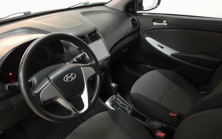 Hyundai Solaris II рестайлинг, 2011 год, 799 000 рублей, 10 фотография